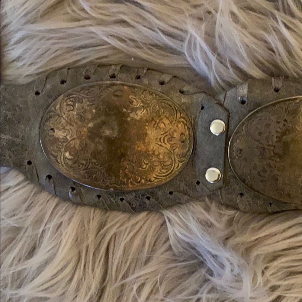 Sandy Duftler- gray leather belt with silver - Picture 3 of 7